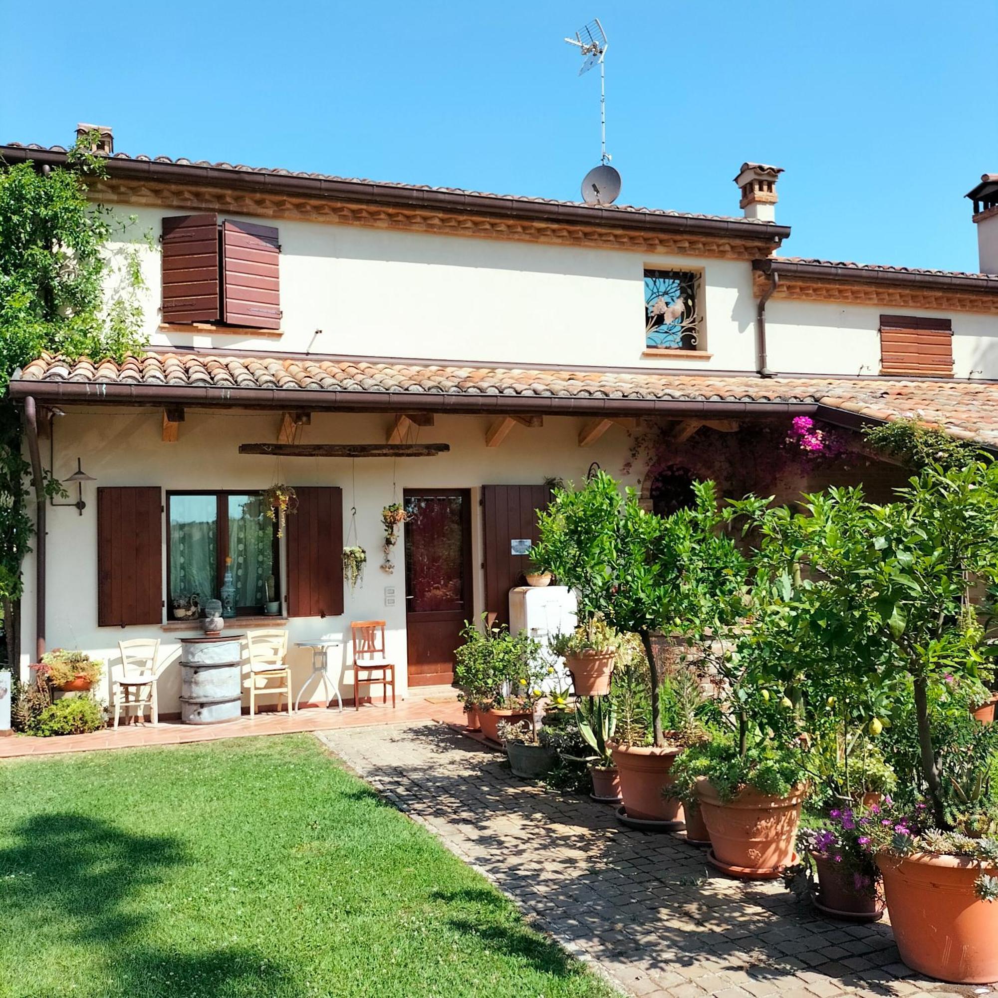 Ca' Dei Gelsi B&B Coriano Exterior foto